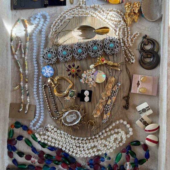 Unlisted Jewelry Item "Live Show Card" NFS - Picture 3 of 16